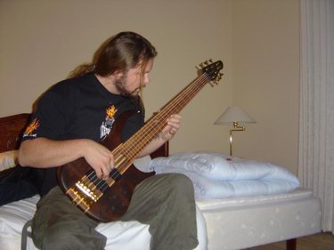 inflames bassist