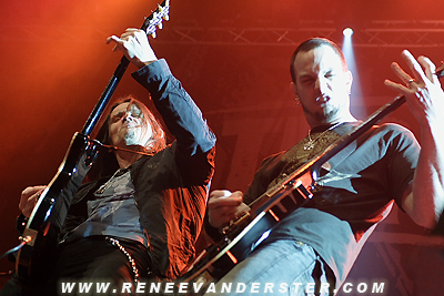 ALTER BRIDGE