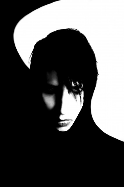 Marilyn Manson - Born Villain