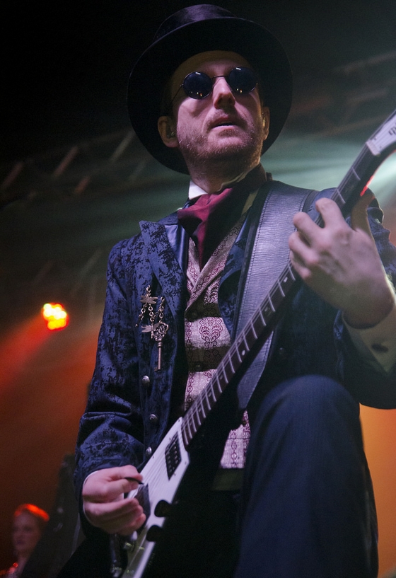 Christofer Johnsson