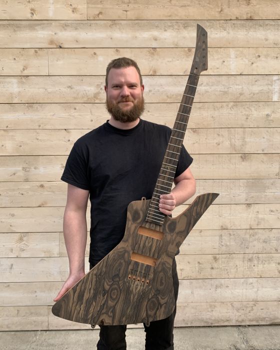 <em>Jort Heijen, Red Layer Guitars</em>