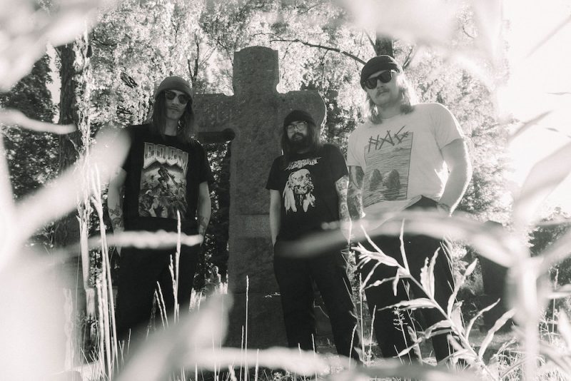 karavan bandphoto