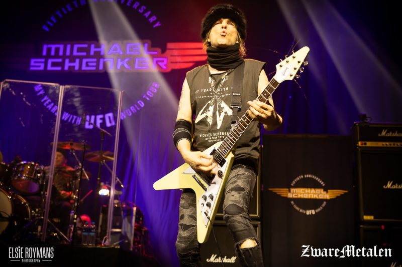 Michael Schenker live in de 013 te Tilburg door Elsie Roymans voor Zware Metalen