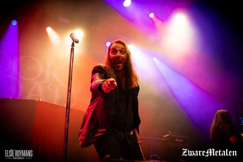 Rook Road live in de 013 te Tilburg door Elsie Roymans voor Zware Metalen